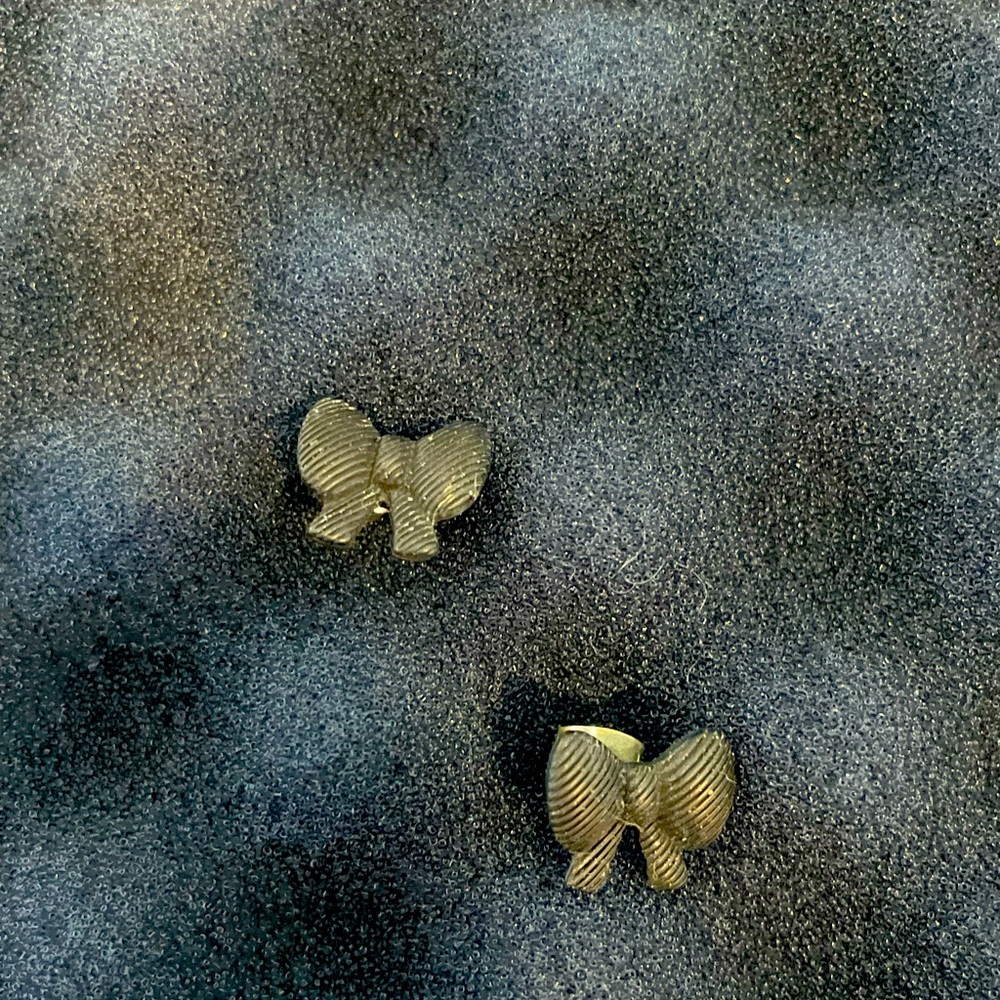 Black tied now earrings